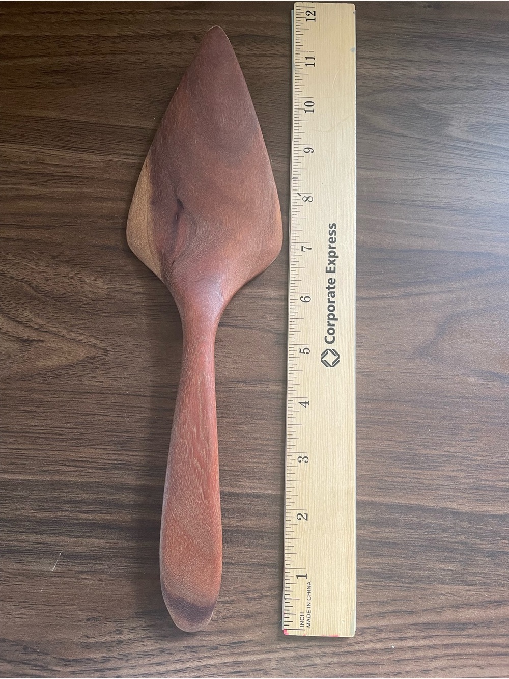Wooden Pie Server in Brown - Unbranded